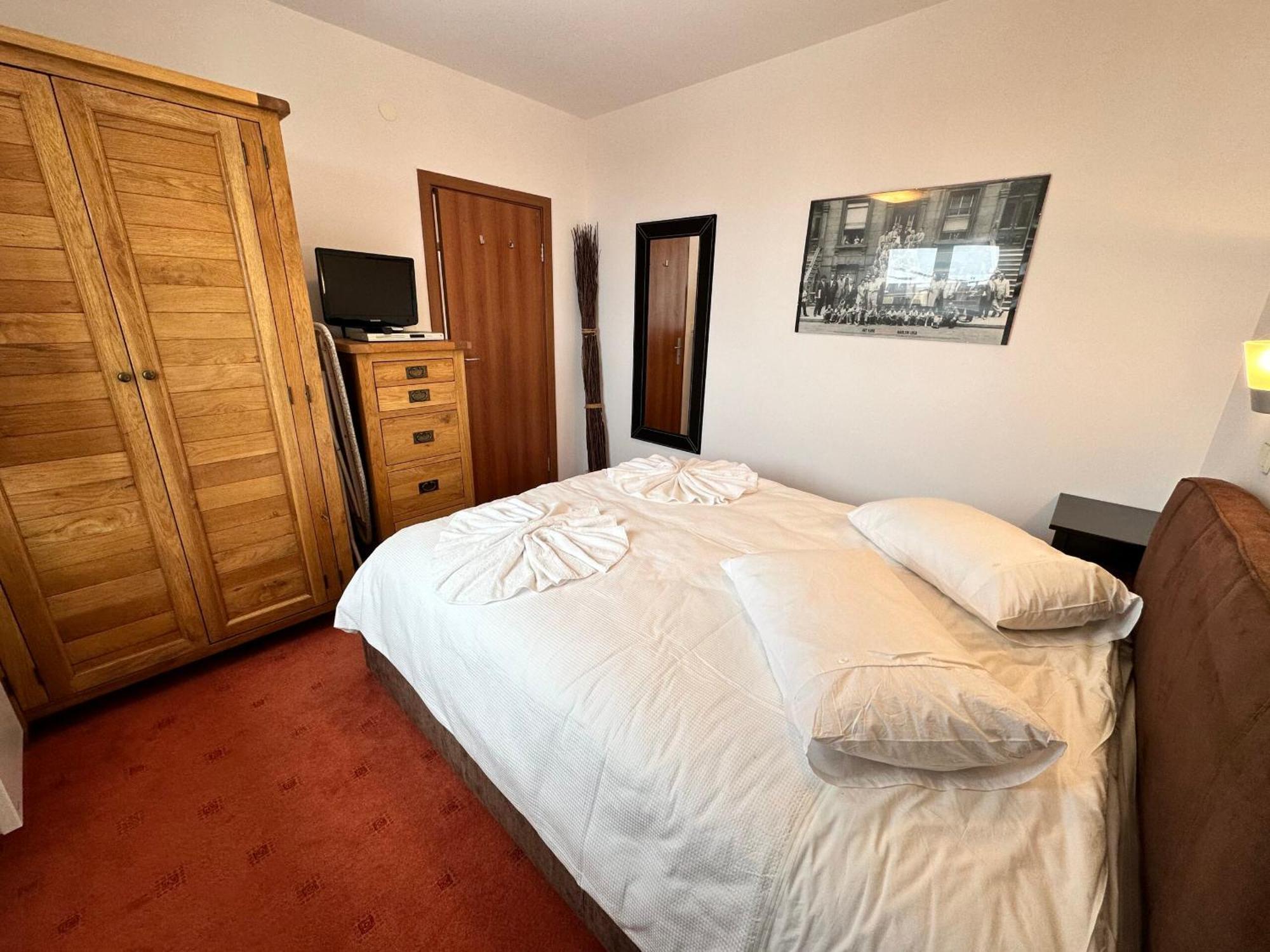 Private Apartment In Prespa Банско Экстерьер фото